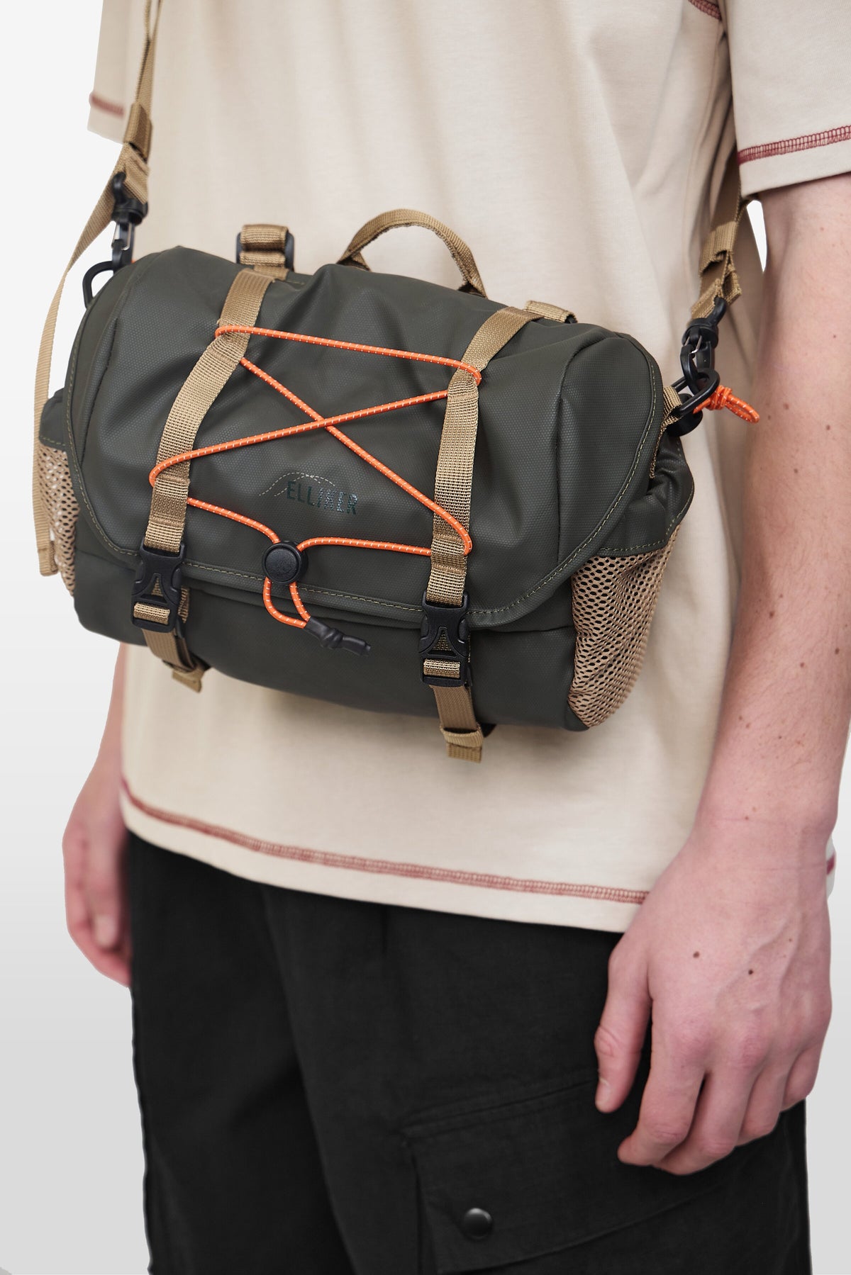 OAKDEN ハンドルバー クロスボディバッグ 6L