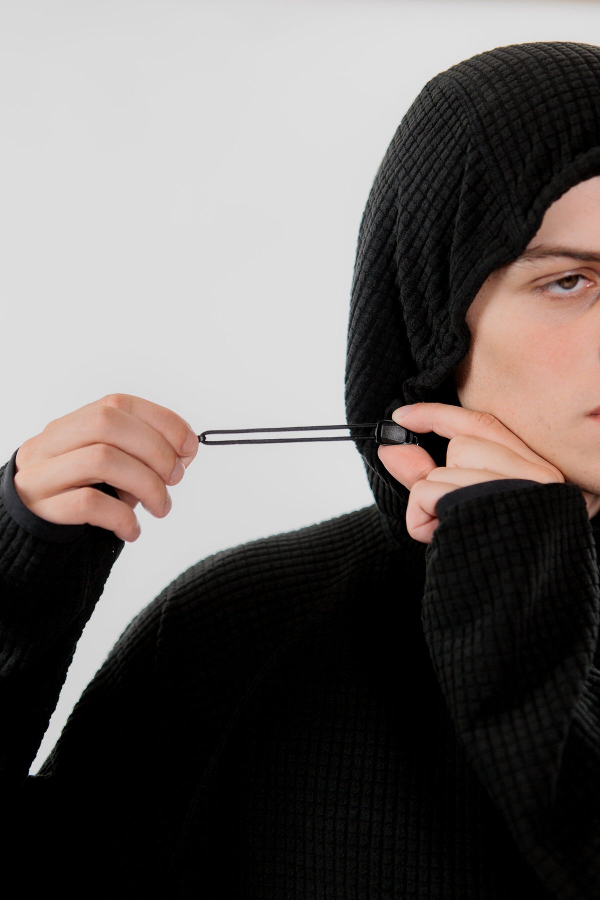 HUDSWELL PULLOVER GRID FLEECE HOODIE BLACK