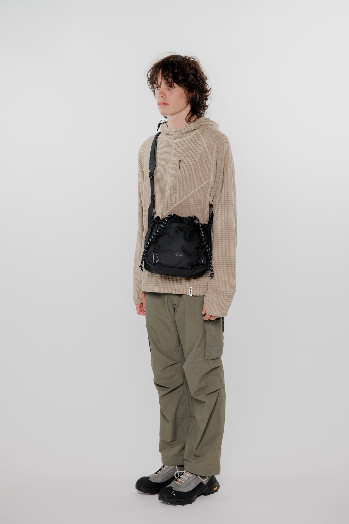 HUDSWELL PULLOVER GRID FLEECE HOODIE TAUPE