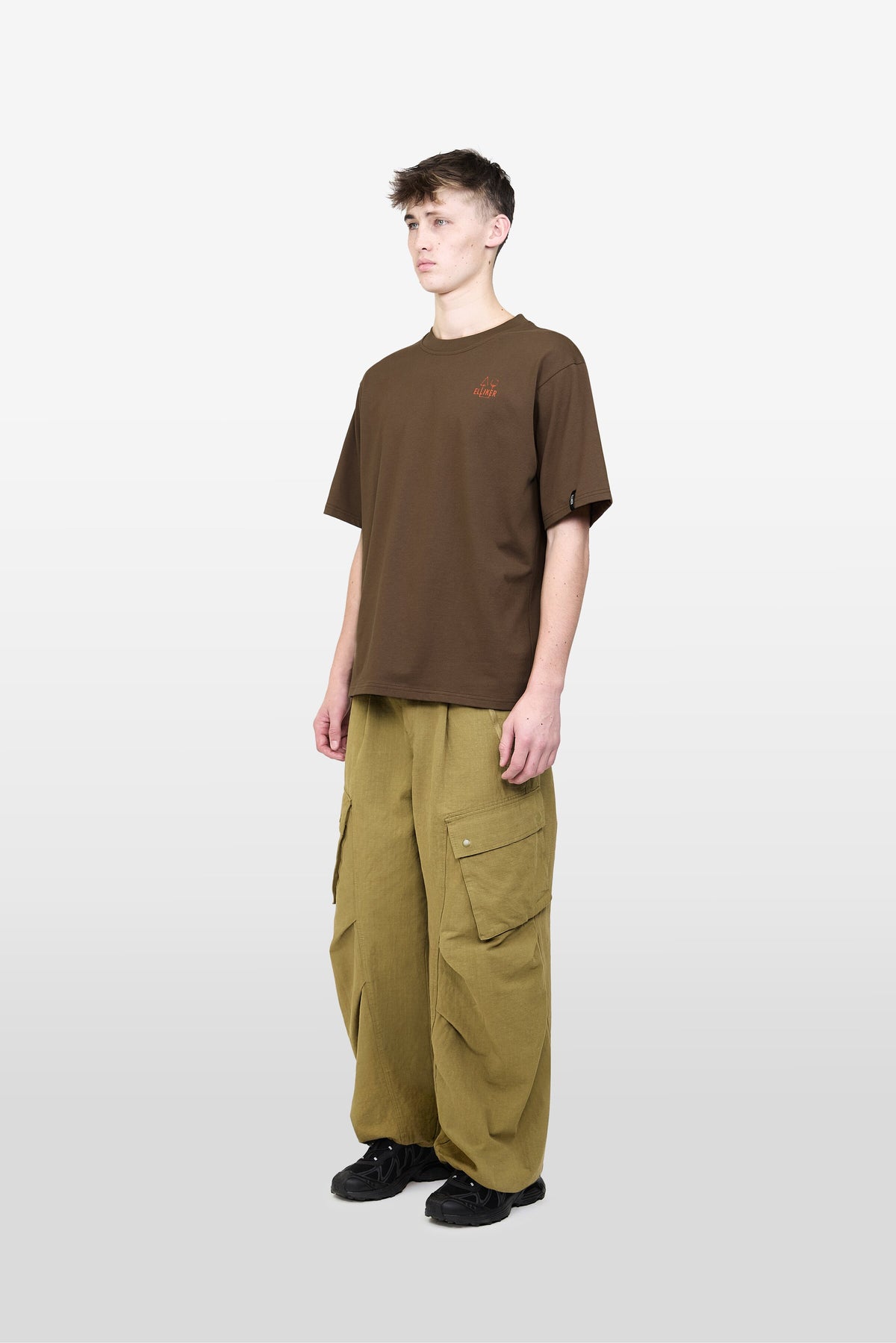 RILL CAMPFIRE PRINT SHORT SLEEVE T-SHIRT DARKBROWN