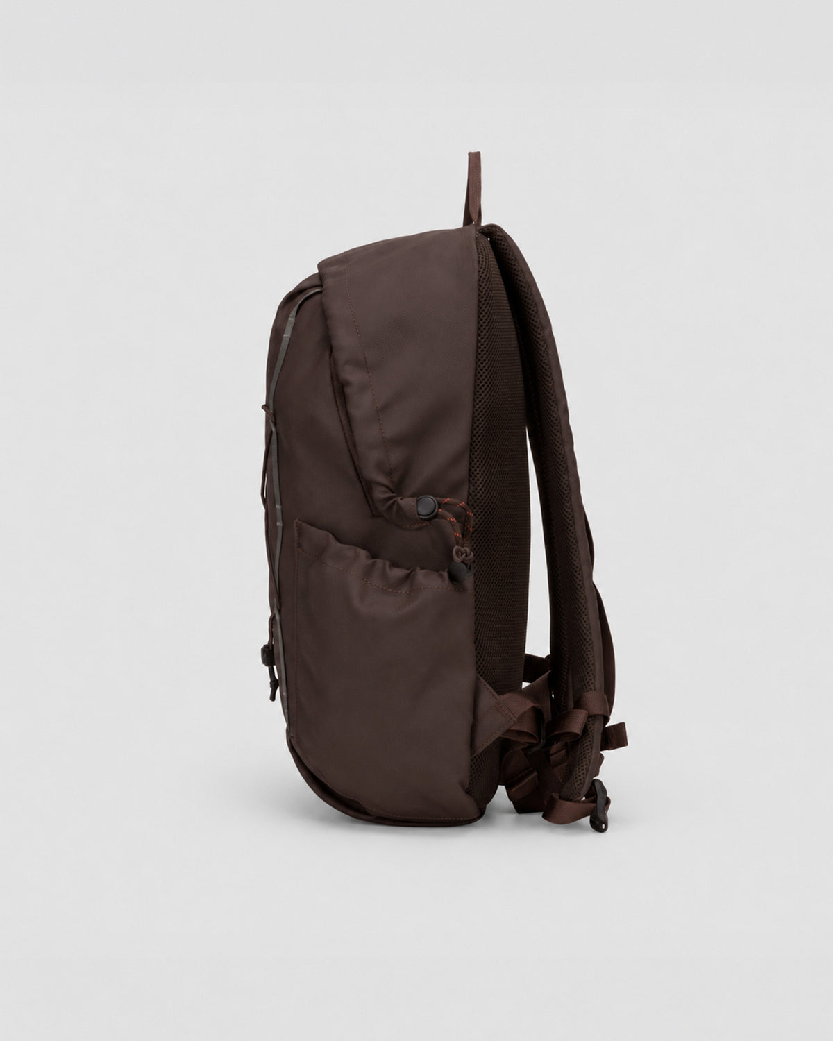 KILN HOODED ZIP TOP BACKPACK 22L