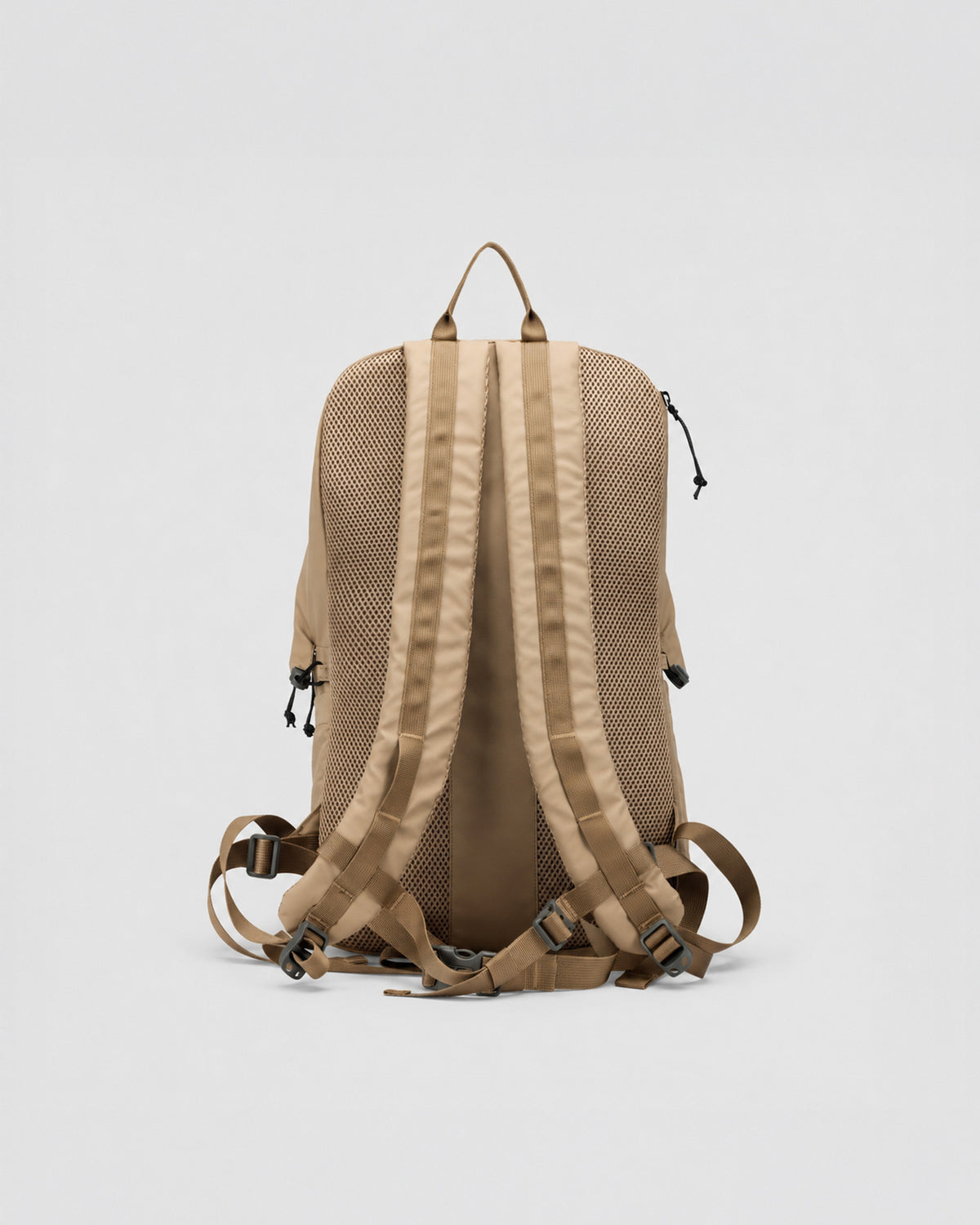 KILN HOODED ZIP TOP BACKPACK 22L