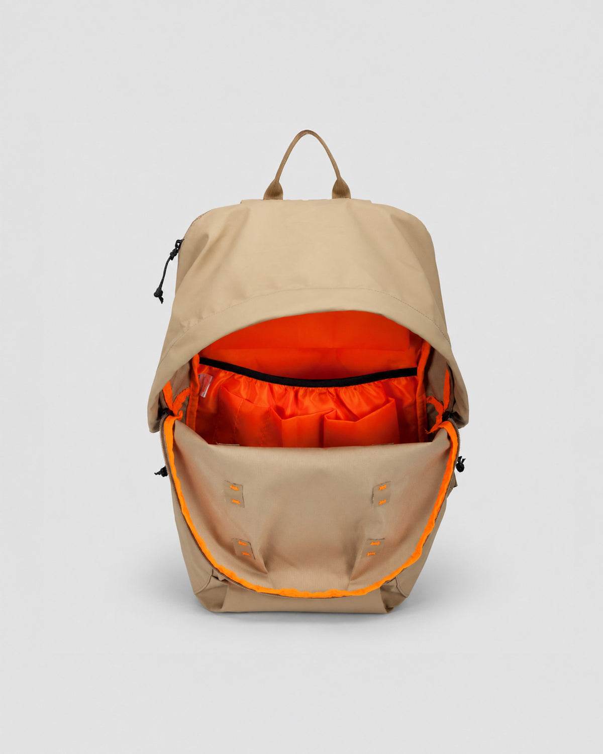 KILN HOODED ZIP TOP BACKPACK 22L