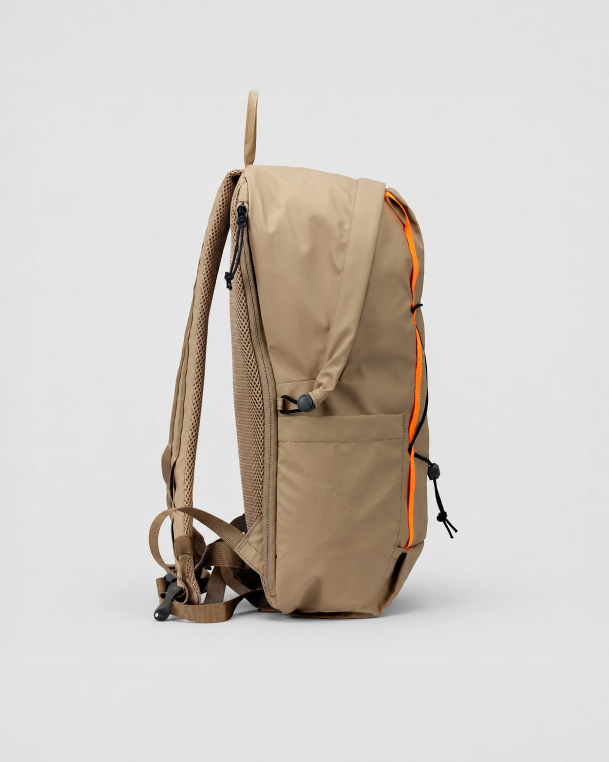 KILN HOODED ZIP TOP BACKPACK 22L