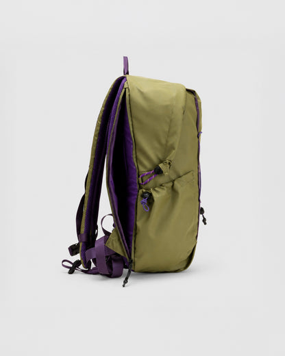 KILN HOODED ZIP TOP BACKPACK 22L