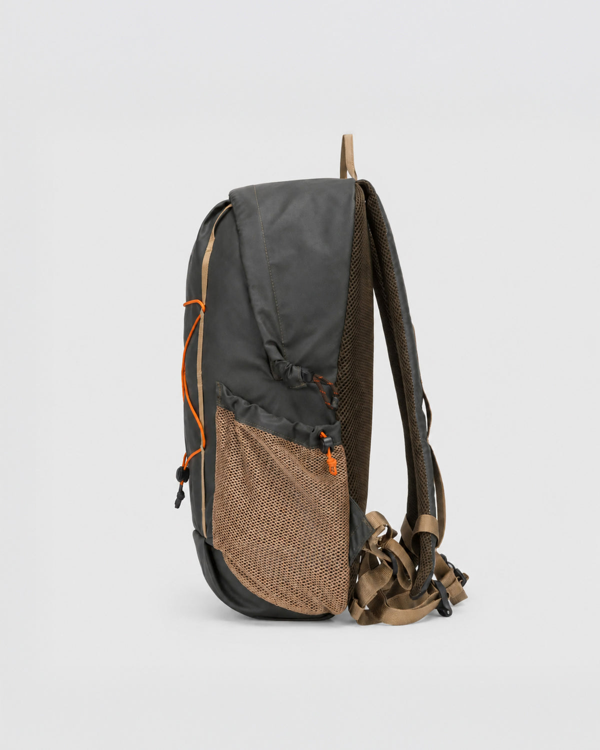 KILN HOODED ZIP TOP BACKPACK 22L