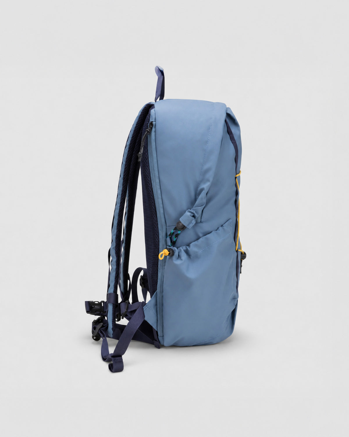 KILN HOODED ZIP TOP BACKPACK 22L