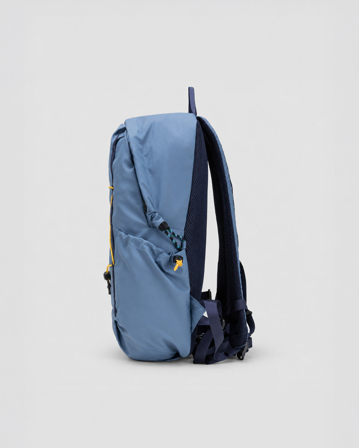KILN HOODED ZIP TOP BACKPACK 22L