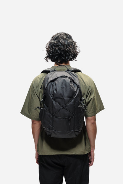 KILN HOODED ZIP TOP BACKPACK 22L
