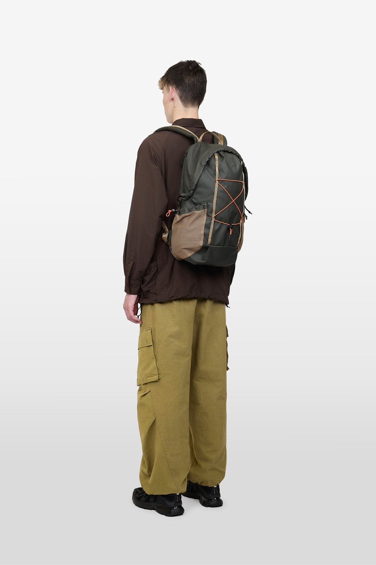KILN HOODED ZIP TOP BACKPACK 22L