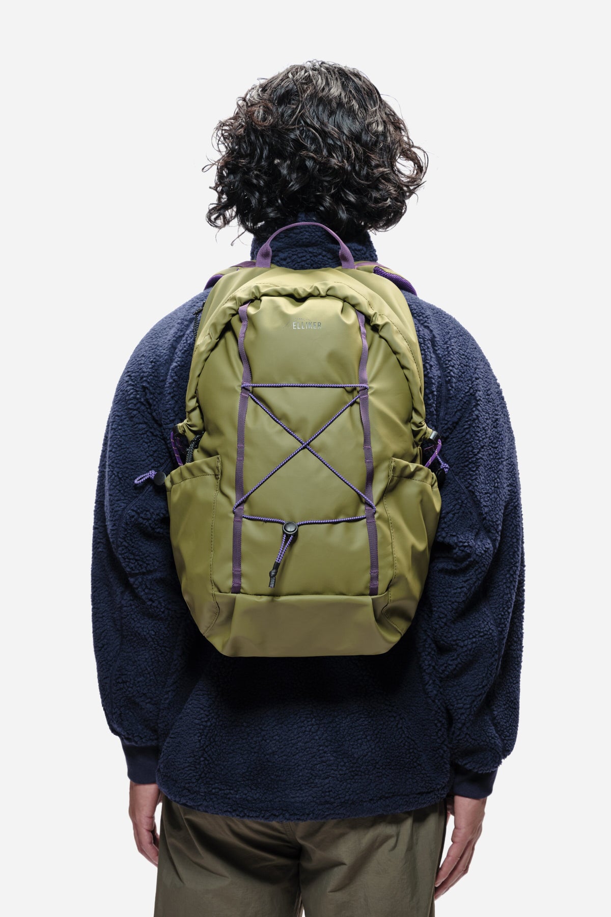 KILN HOODED ZIP TOP BACKPACK 22L