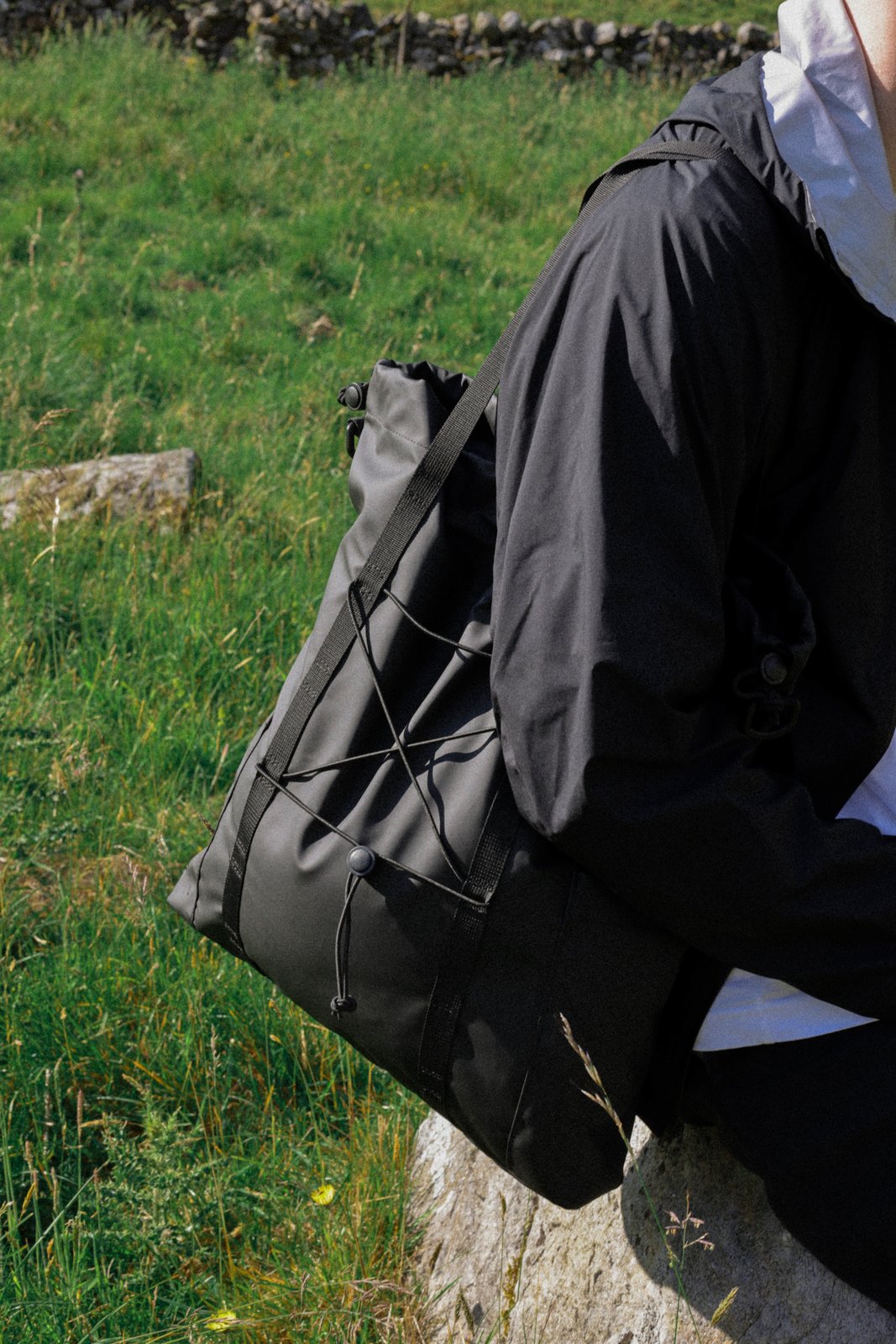 CARSTON TOTE BAG 13L BLACK 