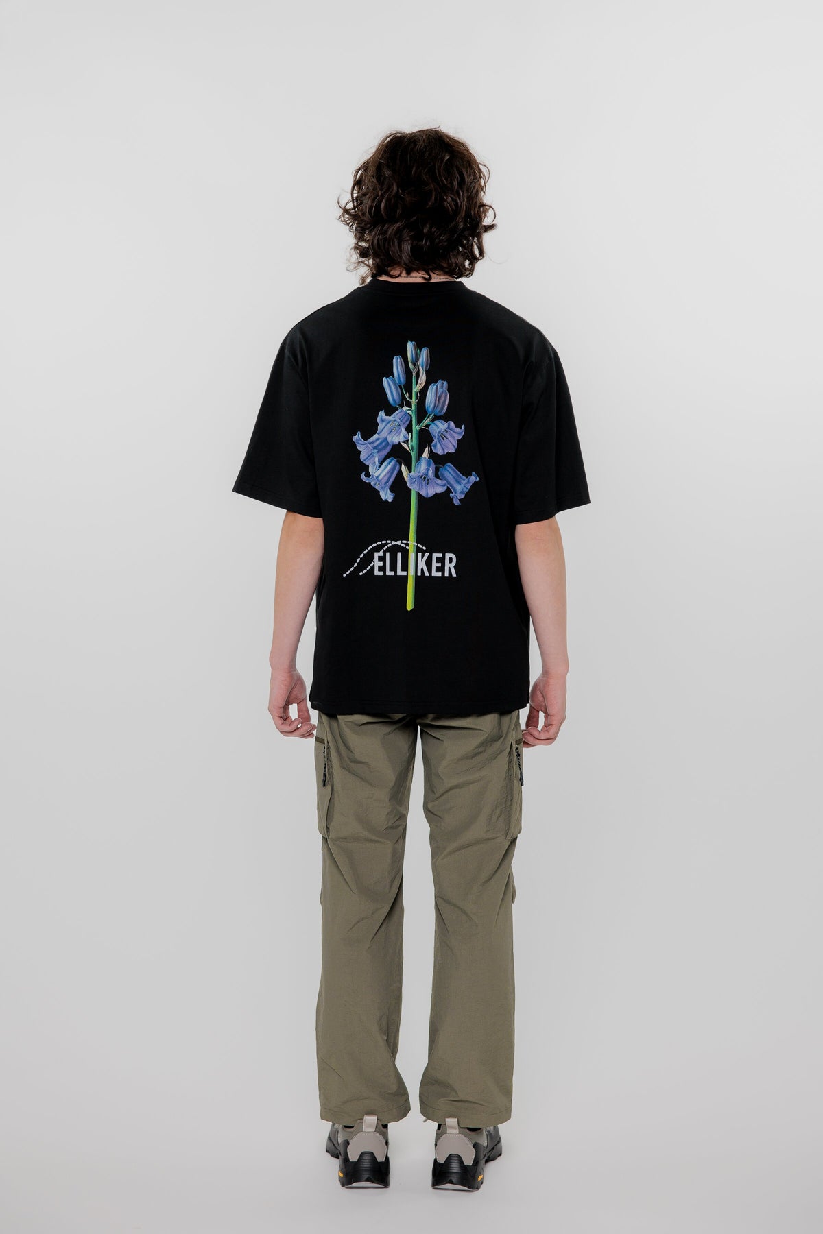 RILL BLUEBELL PRINT SHORT SLEEVE T-SHIRT BLACK 