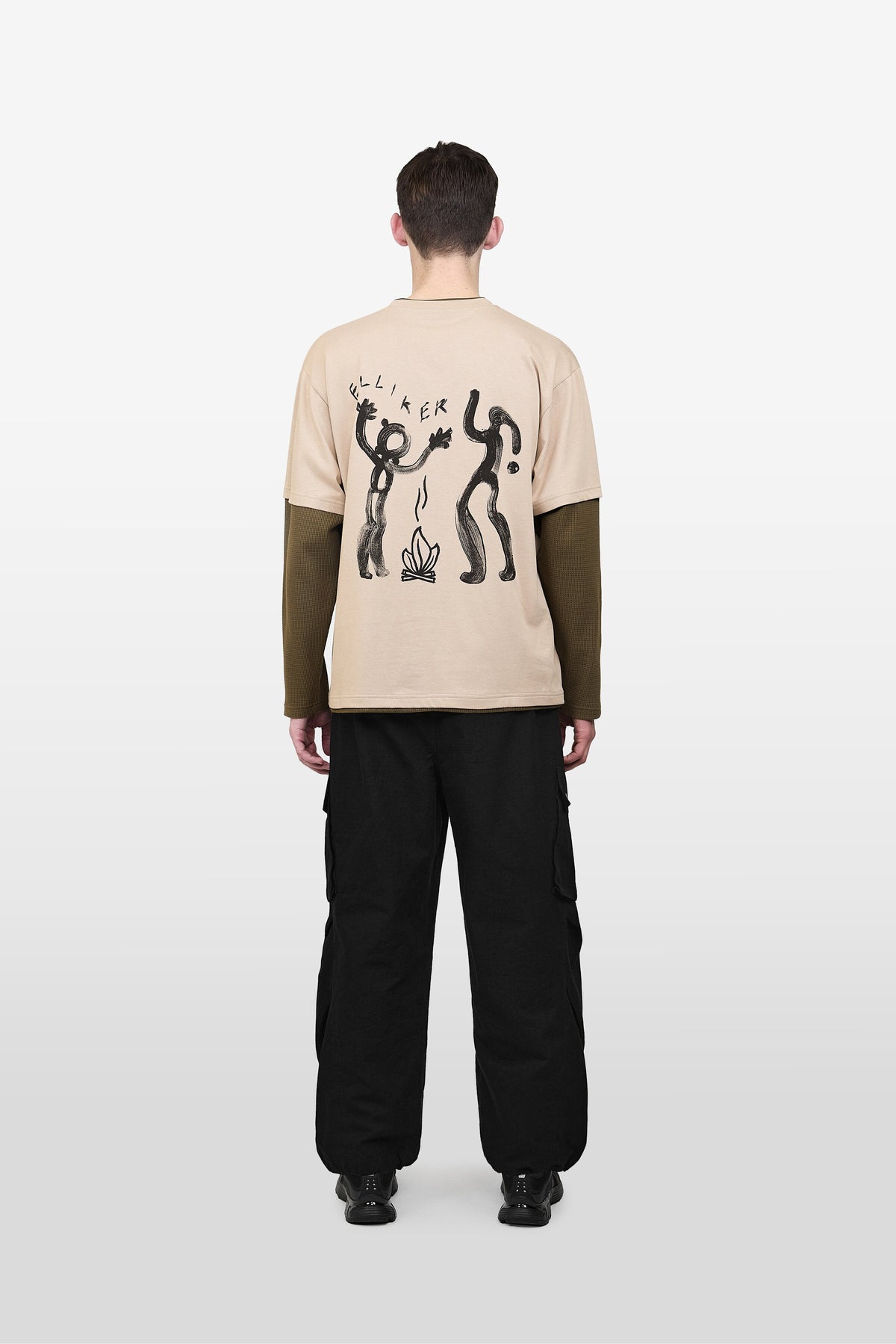 LOWN CAMPFIRE PRINT LONG SLEEVE T-SHIRT PEBBLE 